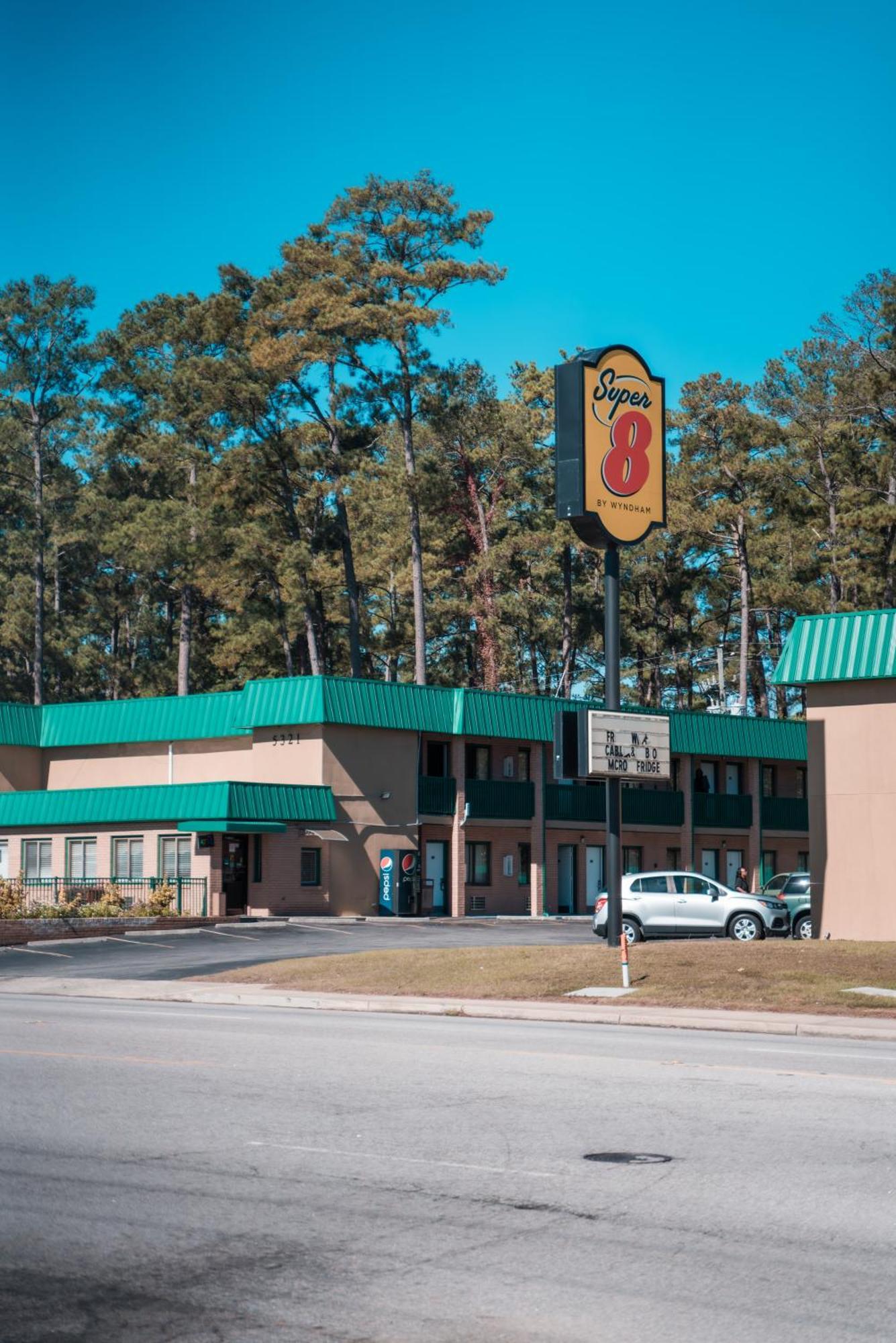 Super 8 By Wyndham Columbia/Ft. Jackson Sc Exterior foto